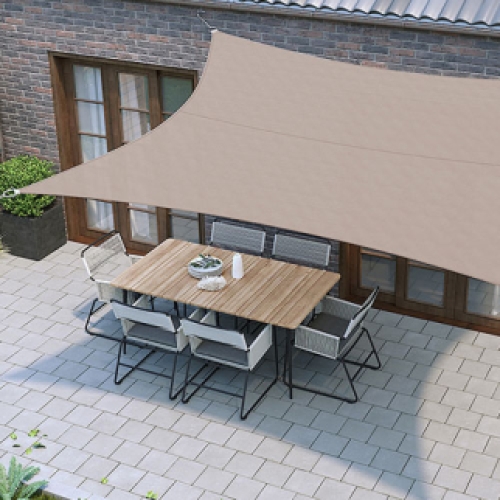 Zonnezeil 2,5x4m 160gr taupe waterdicht sfeerfoto