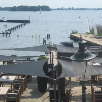 sunfighters schaduwdoek ongelijkzijdige driehoek grijs